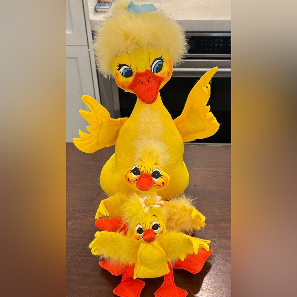 Annalee Duck Family Mom 14', 9' and 7' Babies Adorable!